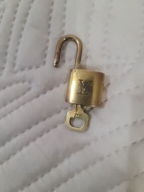 Louis Vuitton Gold-tone Padlock and Key #322